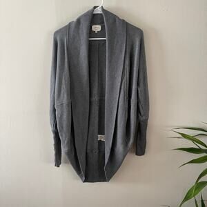 Aritzia Wilfred Diderot Cardigan XS Gray Cocoon Minimalist Sweater Casual